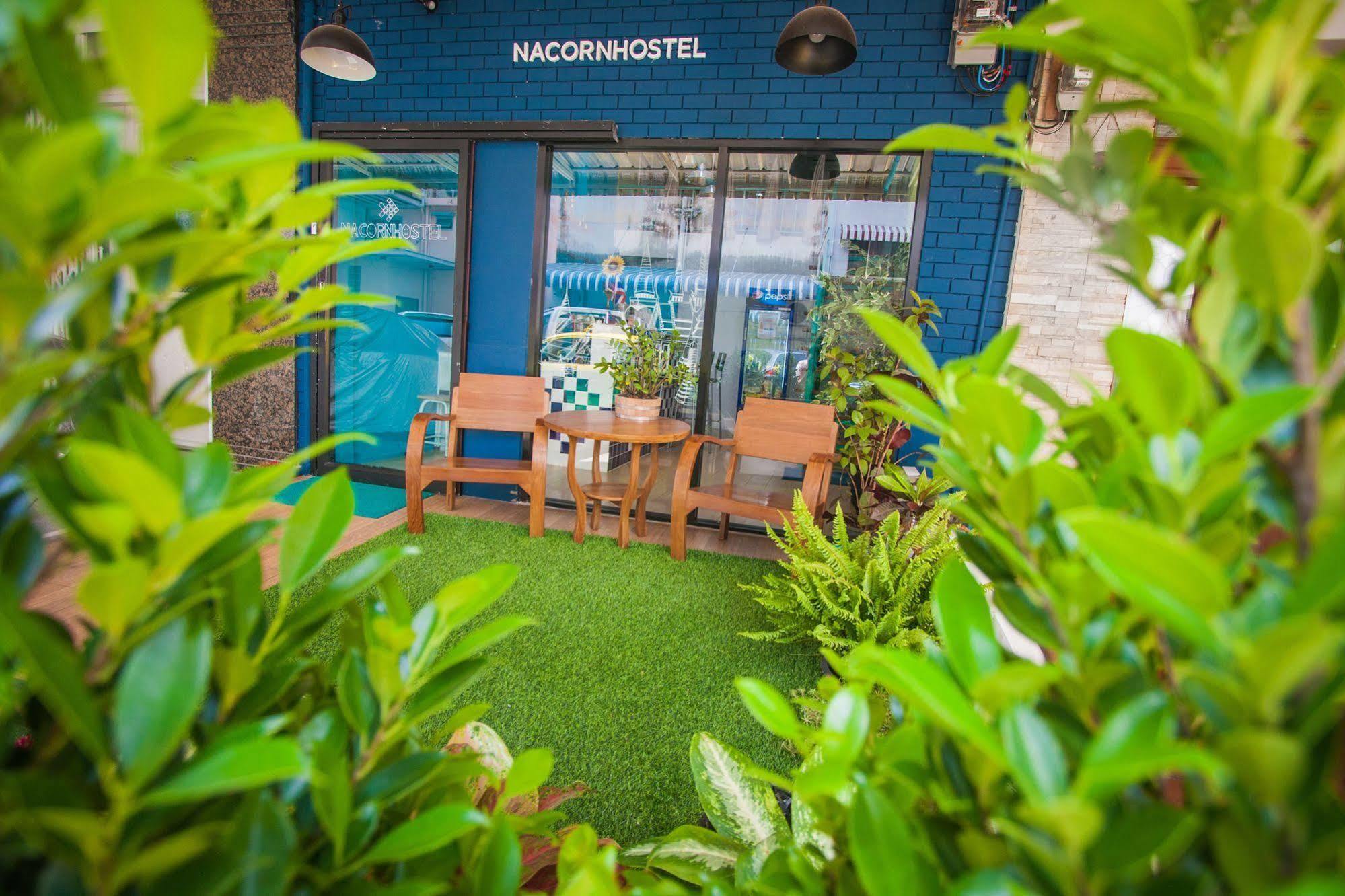 Nacorn Hostel Bangkok Extérieur photo