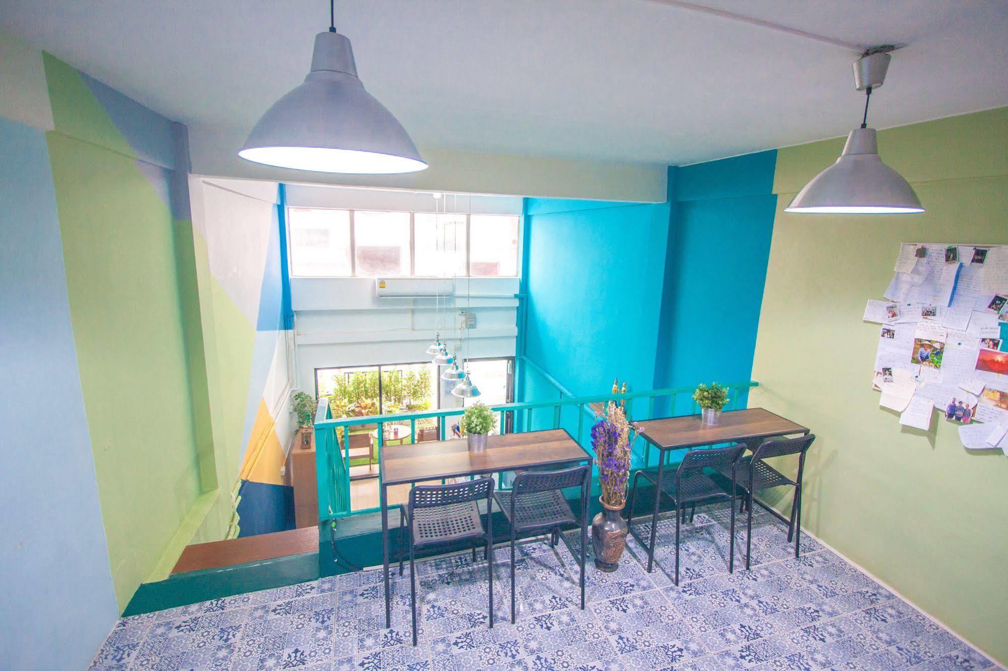 Nacorn Hostel Bangkok Extérieur photo