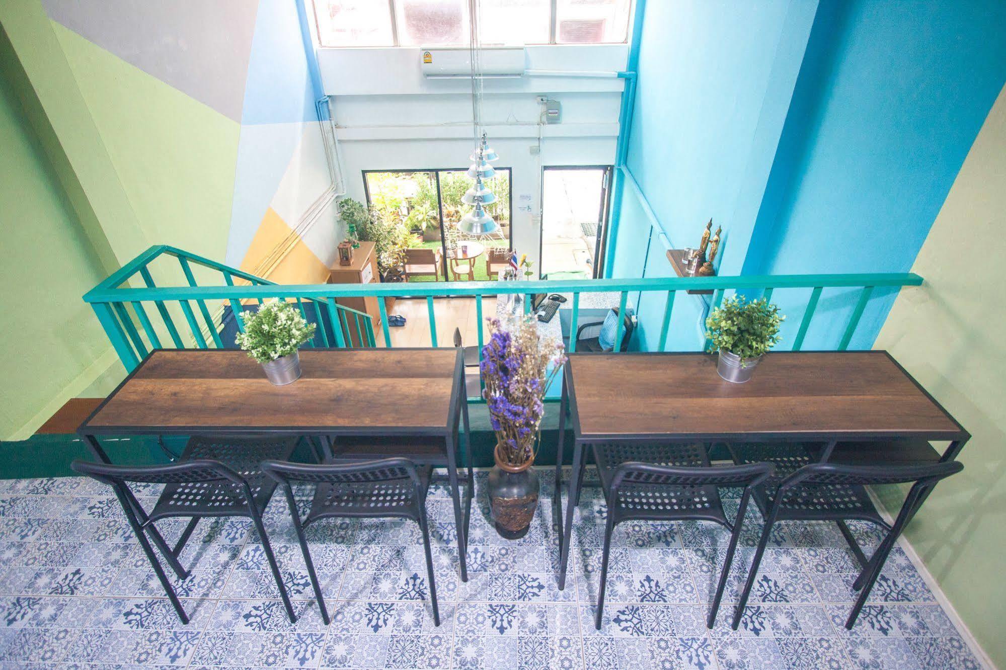 Nacorn Hostel Bangkok Extérieur photo