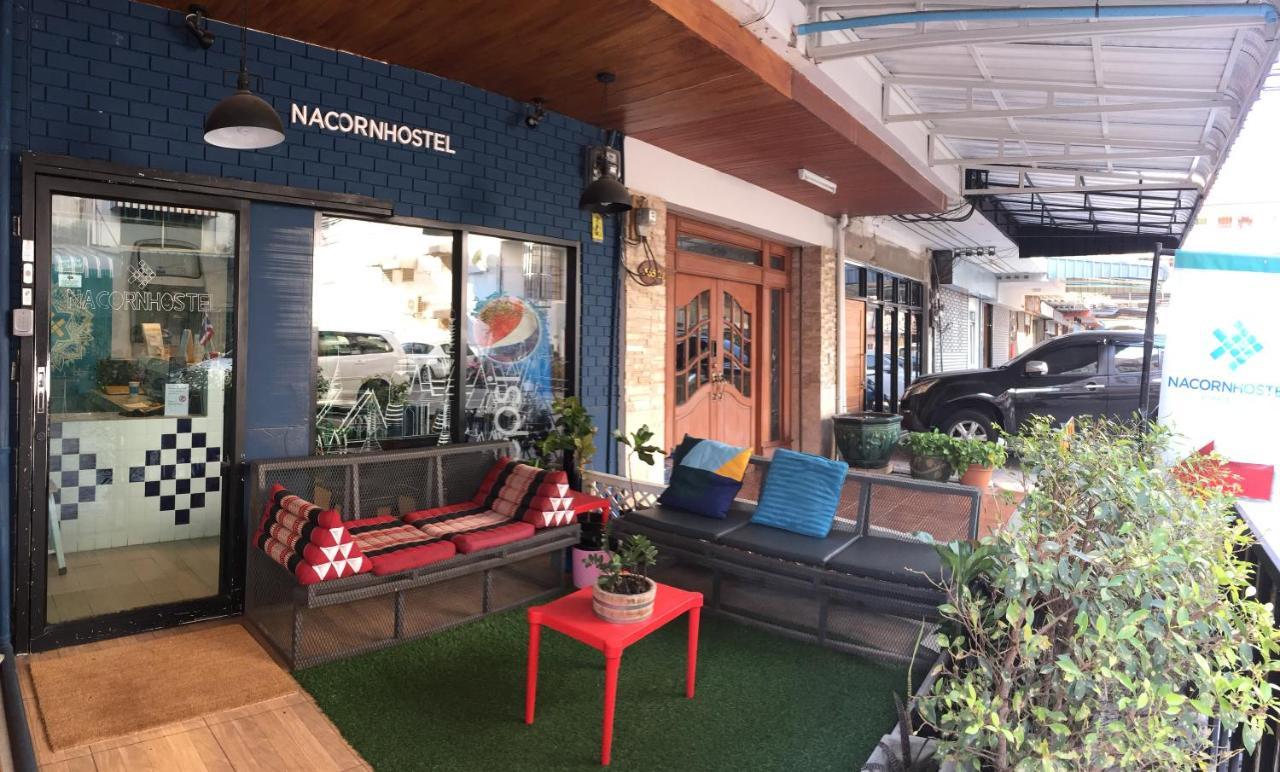 Nacorn Hostel Bangkok Extérieur photo