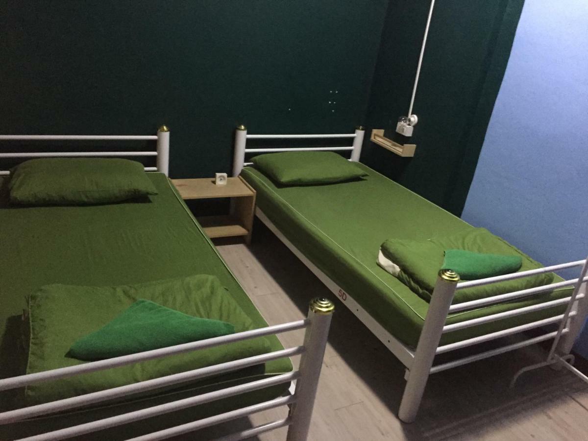 Nacorn Hostel Bangkok Extérieur photo