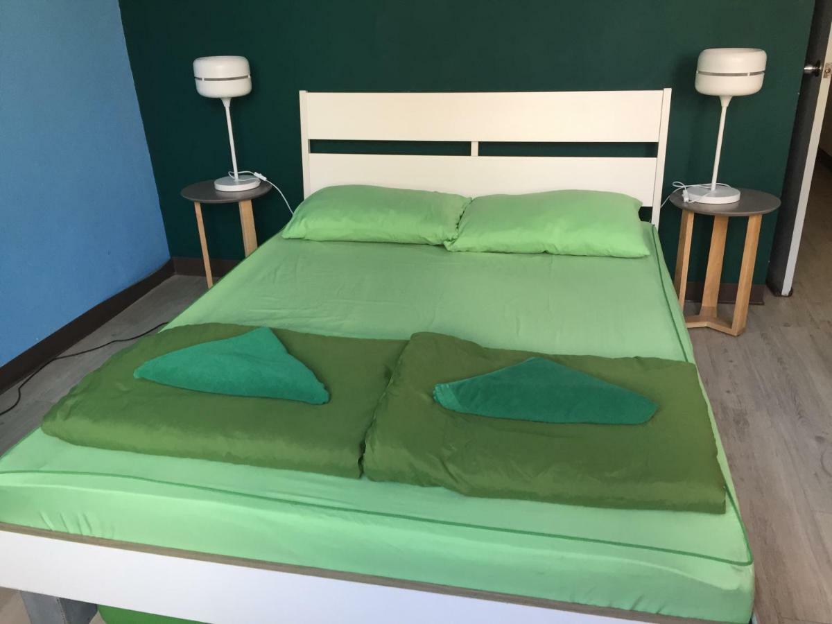 Nacorn Hostel Bangkok Extérieur photo
