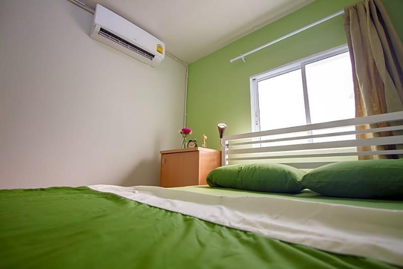 Nacorn Hostel Bangkok Extérieur photo