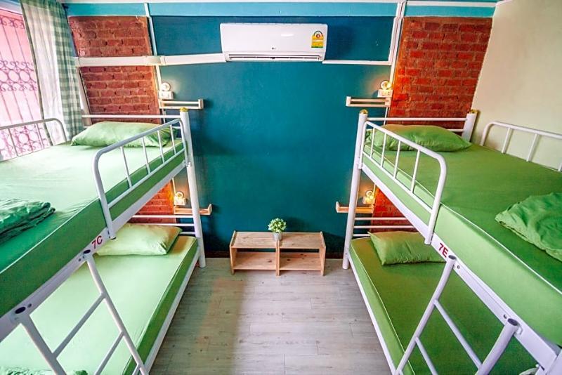 Nacorn Hostel Bangkok Extérieur photo